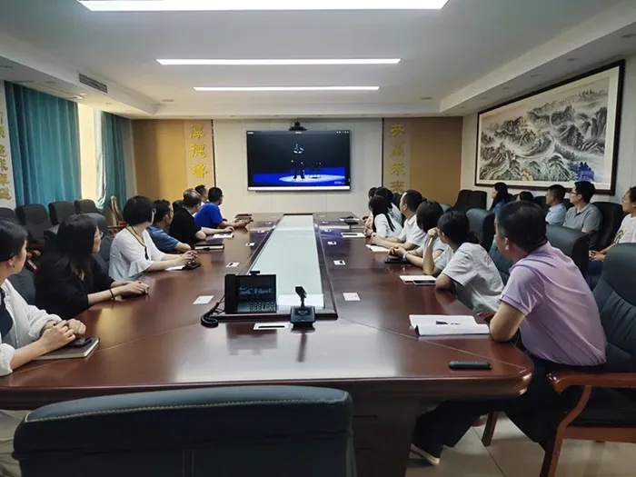 1756106825815925.jpg 1756106825815925.jpg